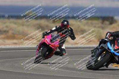 media/Sep-11-2022-SoCal Trackdays (Sun) [[81b7e951af]]/Turn 16 (945am)/